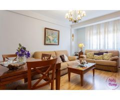Preciosa vivienda en Vía Universitas