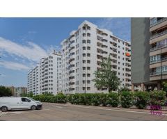 Piso en venta de 4 dormitorios en urbanización Parque Roma