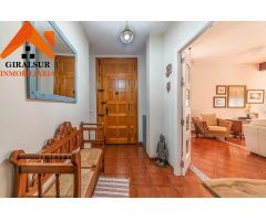 Chalet en venta en Sevilla en la Urbanizacion Pino Grande
