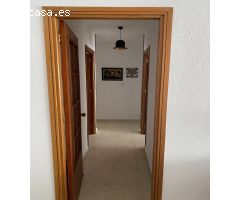AMPLIA VIVIENDA EN UBICACION INMEJORABLE