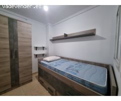 Se alquila bonita casa en la zona de la Soledad para larga temporada.