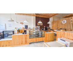 Se Traspasa Cafetería y Pastelería “La Ganache” con Obrador