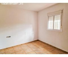 SE VENDE CHALET JUNTO A LA VENTA LUNA, CHICLANA