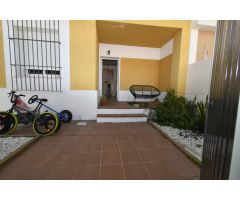 VIVIENDA ADOSADA EN DOÑA PETRA