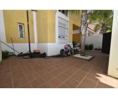 VIVIENDA ADOSADA EN DOÑA PETRA