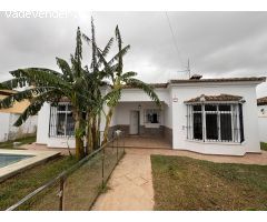 ¡OPORTUNIDAD CHALET CON PISCINA Y DOCUMENTACIÓN EN PAGO DEL HUMO!