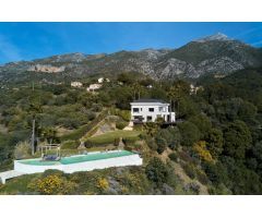 Unica Villa con vistas panorámicas en Marbella