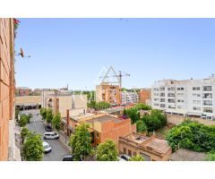 ? ¡AMPLIO PISO EXTERIOR Y MODERNO EN REUS – LISTO PARA ENTRAR A VIVIR!