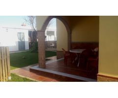 Chalet en Alquiler en Chiclana de la Frontera, Cádiz