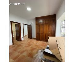 ¡OPORTUNIDAD CHALET CON PISCINA Y DOCUMENTACIÓN EN PAGO DEL HUMO!