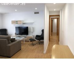 ¡PISO MODERNO TOTALMENTE REFORMADO EN ESPECTACULAR ZONA DE CÁDIZ!