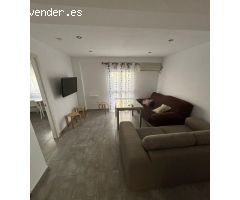 Estupenda vivienda para estudiantes en Barriada Hispalis esquina con Ramón y Cajal