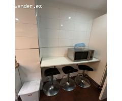 Estupenda vivienda para estudiantes en Barriada Hispalis esquina con Ramón y Cajal