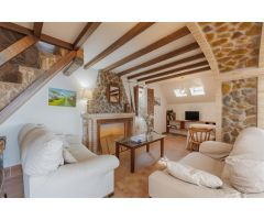 CASA DE PIEDRA EN LA RESERVA DE GALATZO