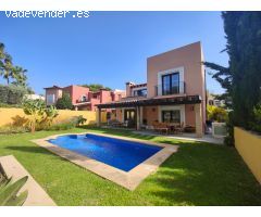 VILLA INDEPENDIENTE EN URB SES PENYES ROTGES GOLF