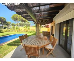 VILLA INDEPENDIENTE EN URB SES PENYES ROTGES GOLF
