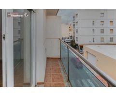 ESTUPENDO PISO CON PISCINA EN EL EJIDO
