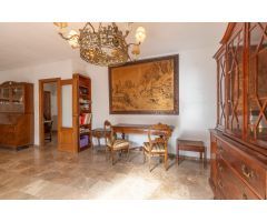 Increíble ático dúplex a reformar en zona Alhamar