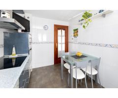 PRECIOSA CASA EN URBANIZACION PRIVADA