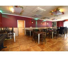 TRASPASO BAR-RESTAURANTE CON LICENCIA EN BENETUSSER