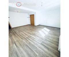 SE VENDE PISO REFORMADO DE 4 HABITACIONES EN EL CENTRO