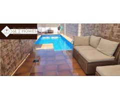 BONITA VILLA INDEPENDIENTE CON PISCINA - ASCENSOR  Y GARAJE EN FUENGIROLA - LOS PACOS
