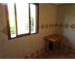 CASA DE CAMPO CON BARBACOA Y BUENAS VISTAS EN PARCELA COMPARTIDA CON OTRA CASA. ZONA TRANQUILA
