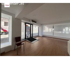 Exclusivo local en alquiler en los soportales de Antón, esquina con Plaza de la libertad.