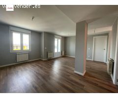 PISO DE TRES DORMITORIOS EN VENTA, EN AV. CANTABRIA
