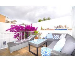 Casa de pueblo con terraza  en Muro