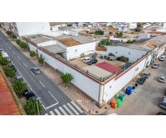 SUELO URBANO EN EL CENTRO DE BOLLULLOS!!!