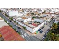 SUELO URBANO EN EL CENTRO DE BOLLULLOS!!!
