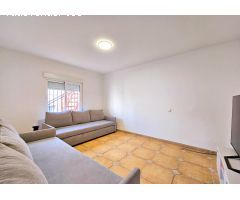 Se vende vivienda de planta baja en la Aparecida con 3 dormitorios, 2 patios, terraza y porche