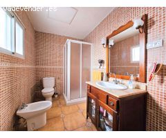 Se vende vivienda de planta baja en la Aparecida con 3 dormitorios, 2 patios, terraza y porche