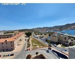 Se vende espectacular ático 2 en 1 con vistas al puerto de Cartagena