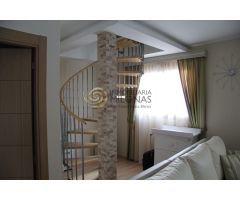 Casa pareada de 2 dormitorios en exclusiva urbanización de Sierra Cortina.