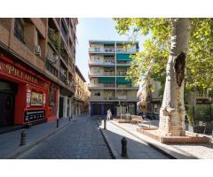 Magnífico piso recién reformado en pleno centro de Granada.