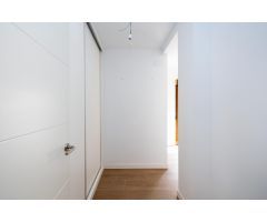 Magnífico piso recién reformado en pleno centro de Granada.