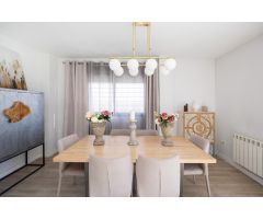 ¡¡¡PRECIOSO CASA CON TODO EL CONFORT Y LUJO QUE MERECES EN GRANADA!!! VEN A VISITARLO