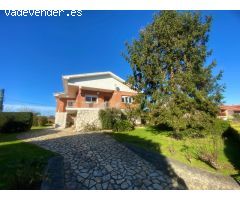 CHALET UNIFAMILIAR CON JARDÍN EN POLANCO