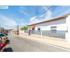 VIVIENDA EN PLANTA BAJA CON MÁS DE 300 METROS DE SOLAR