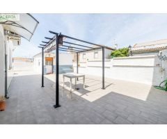 VIVIENDA EN PLANTA BAJA CON MÁS DE 300 METROS DE SOLAR