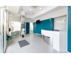 LOCAL COMERCIAL JUNTO AL CAMPUS DE LA SALUD