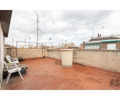 Increíble ático dúplex a reformar en zona Alhamar