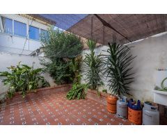 ???? Adosado con dos viviendas independientes en Armilla – ¡Ideal para vivir o invertir!