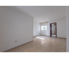 ???? Adosado con dos viviendas independientes en Armilla – ¡Ideal para vivir o invertir!