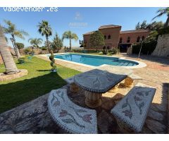 HIPOTECABLE,  GRAN CHALET EN VENTA EN ALCOLEA