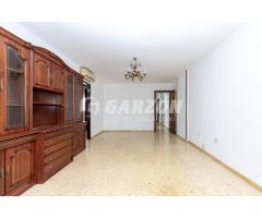 PISO EN VENTA 3 DORMITORIOS + 2 BAÑOS