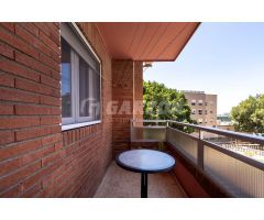 Pisazo en el Barrio San Luis con 2 TERRAZAS