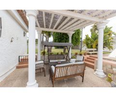 VILLA EN EL PUNTALÓN